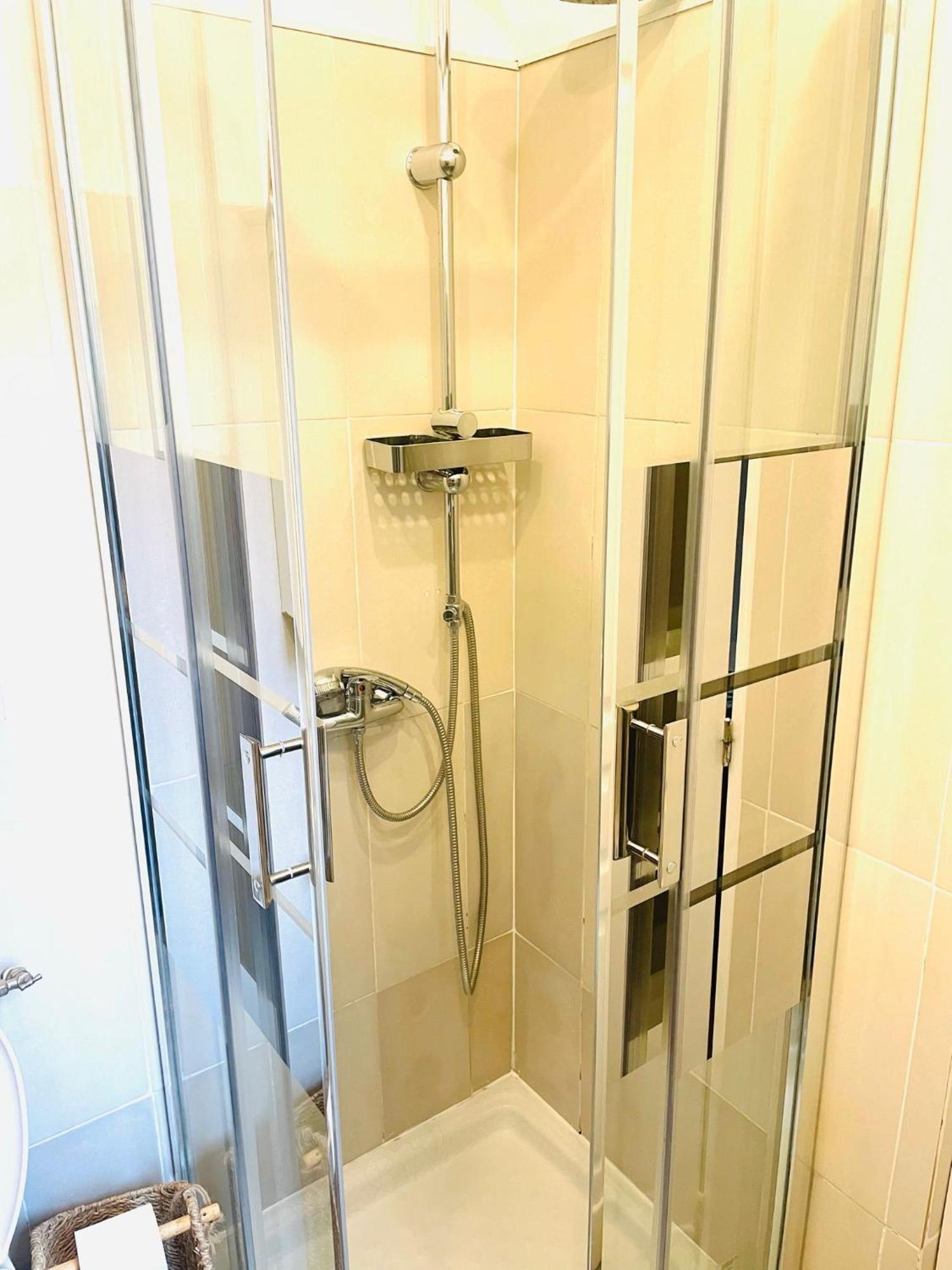Moderne, 2 Chambres, 6 Couchages, Easy Check-In Niza Exterior foto